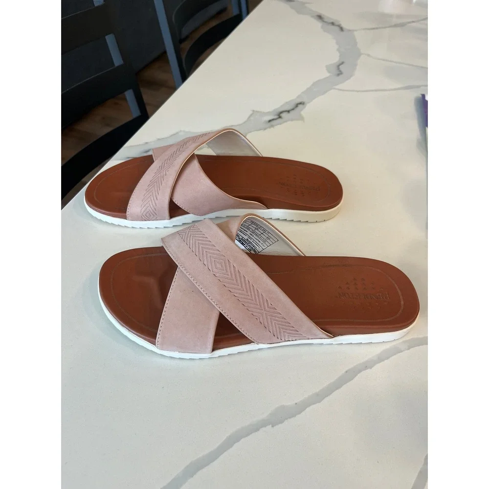 Pendleton Women's Gulf‎ Shore Total Tuscany Sandals in blush Size 11 Leather